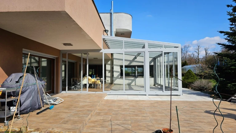 Aluminium conservatory ROBUST + STANDARD glazing and 6mm float glass