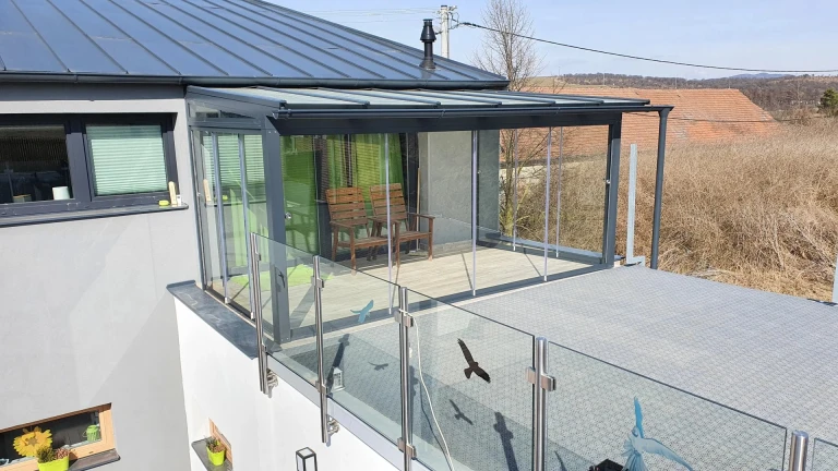 ROBUST conservatory with DELUXE glazing