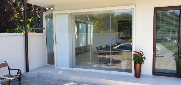 DELUX glazing