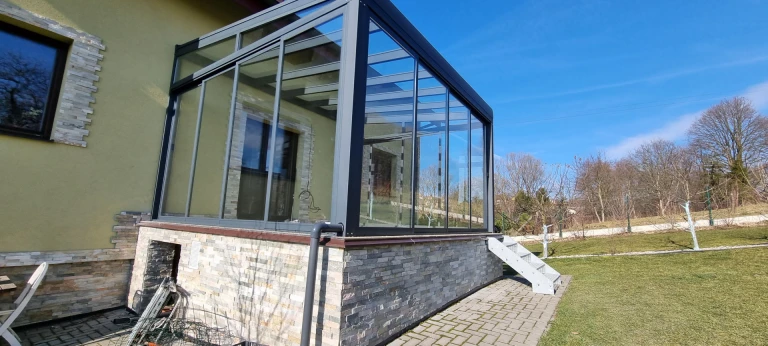 Aluminium pergola ROBUST + glazing STANDARD - Hošťalovice