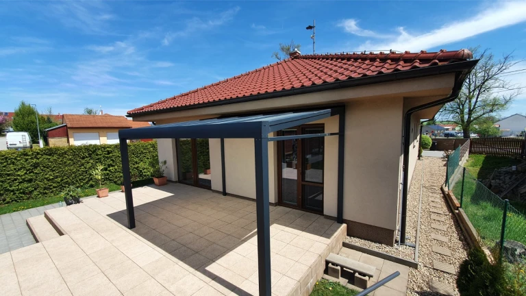Aluminium pergola ROBUST + glazing STANDARD - Vyškov